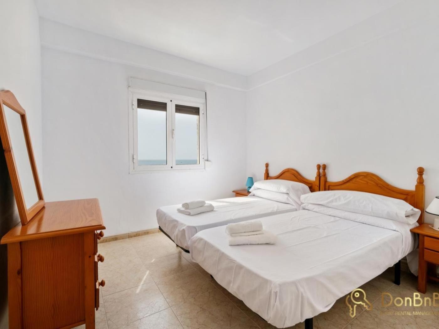 Apartamento Con Piscina En La Primera Linea De Playa De Fuengirola Ruang foto