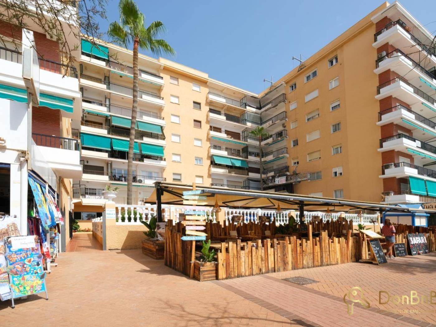 Apartamento Con Piscina En La Primera Linea De Playa De Fuengirola Ruang foto